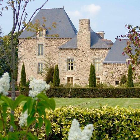Gite La Terrasse - Manoir Le Plessix Madeuc Corseul المظهر الخارجي الصورة