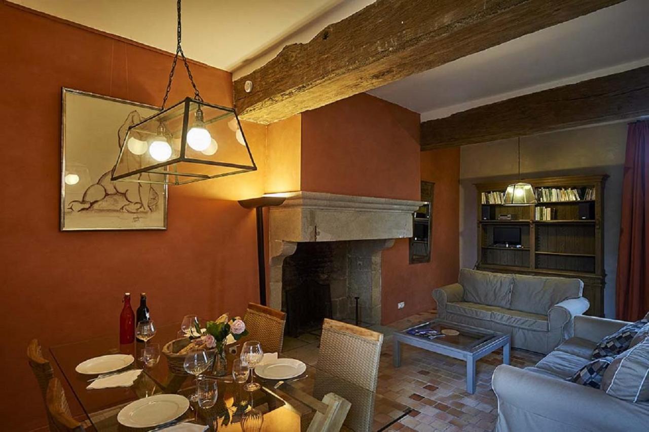 Gite La Terrasse - Manoir Le Plessix Madeuc Corseul المظهر الخارجي الصورة